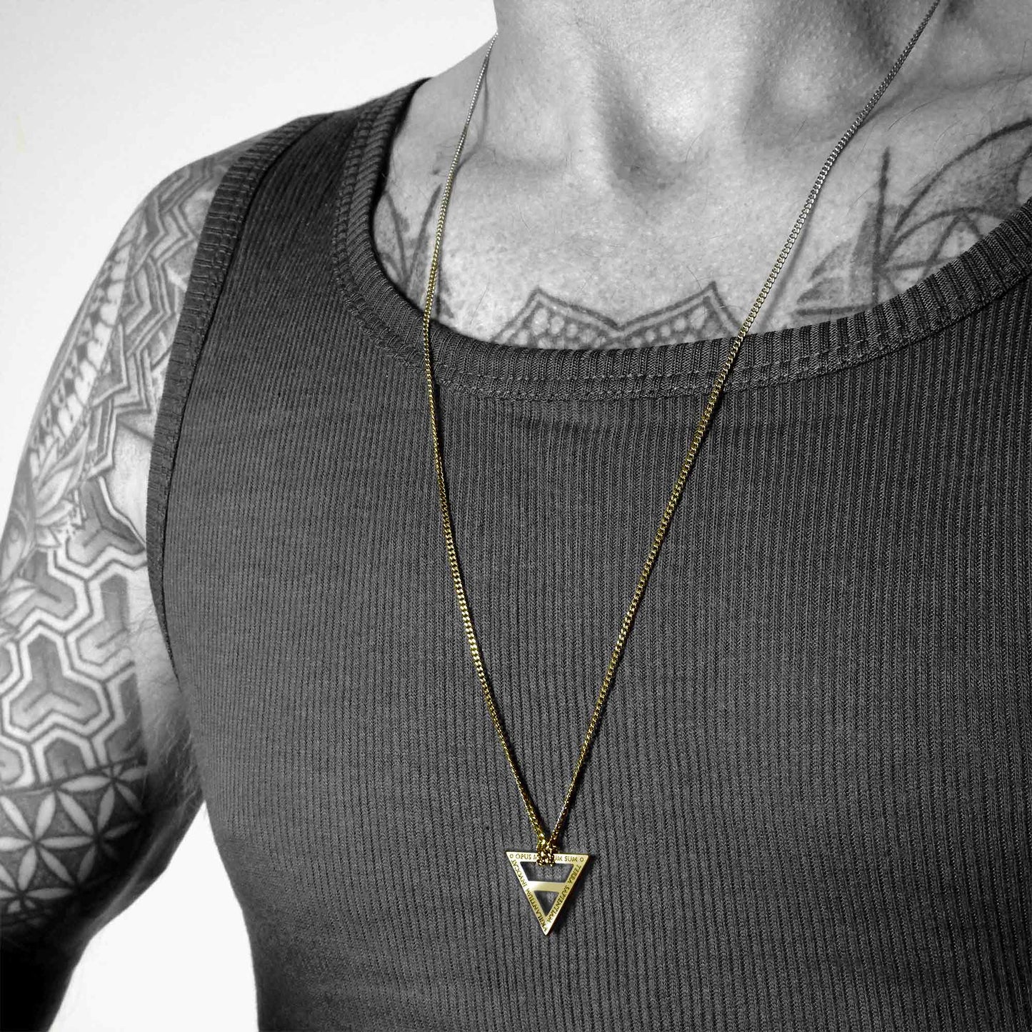EARTH ALCHEMIST NECKLACE WITH CHAIN - GOLD