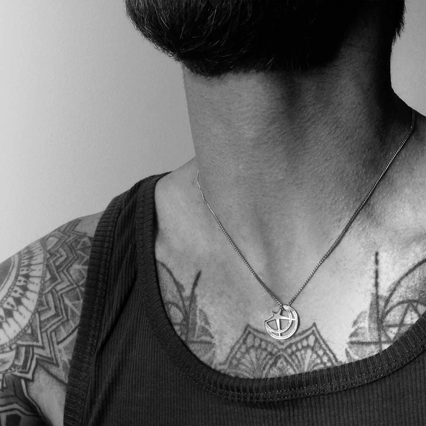 MOON NECKLACE WITH CHAIN - SILVER